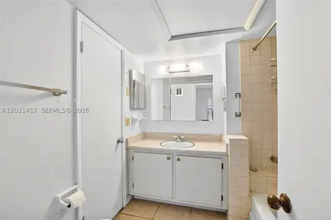 649 W Oakland Park Boulevard Oakland Park FL 33311