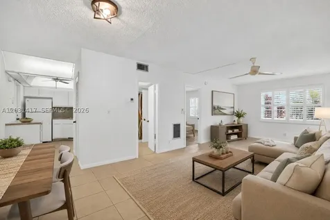 649 W Oakland Park Boulevard Oakland Park FL 33311