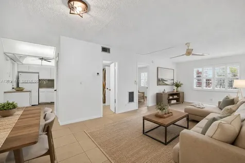 649 W Oakland Park Boulevard Oakland Park FL 33311