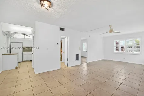 649 W Oakland Park Boulevard Oakland Park FL 33311