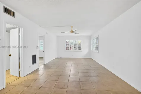 649 W Oakland Park Boulevard Oakland Park FL 33311
