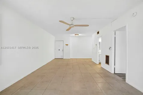 649 W Oakland Park Boulevard Oakland Park FL 33311