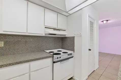 649 W Oakland Park Boulevard Oakland Park FL 33311