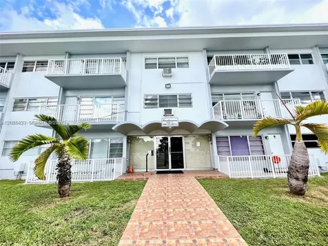 16801 NE 14th Avenue Miami FL 33162