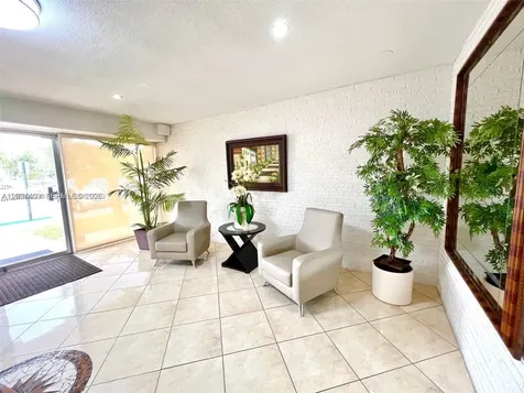 16801 NE 14th Avenue Miami FL 33162