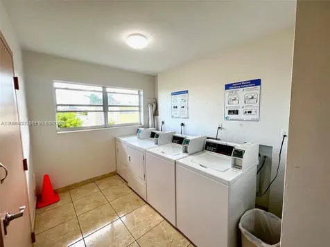 16801 NE 14th Avenue Miami FL 33162