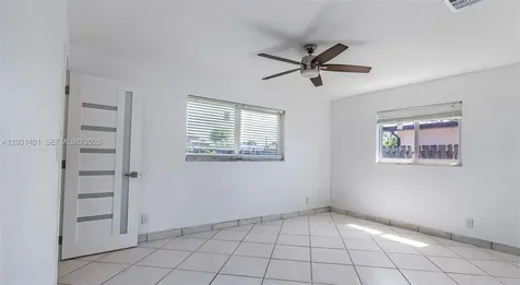 9741 NW 5th Street Pembroke Pines FL 33024