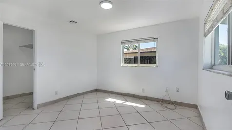 9741 NW 5th Street Pembroke Pines FL 33024