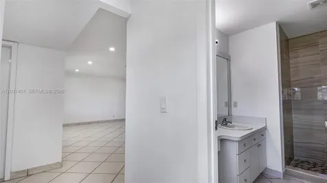 9741 NW 5th Street Pembroke Pines FL 33024