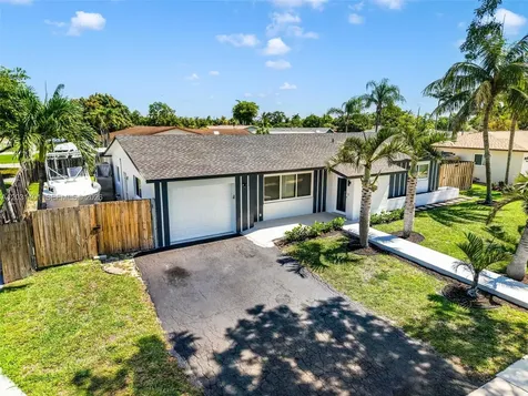 9741 NW 5th Street Pembroke Pines FL 33024