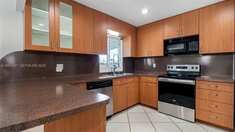 9741 NW 5th Street Pembroke Pines FL 33024
