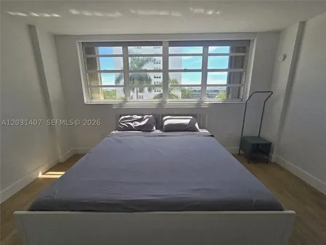 800 West Avenue Miami Beach FL 33139