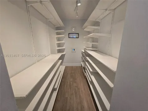 800 West Avenue Miami Beach FL 33139