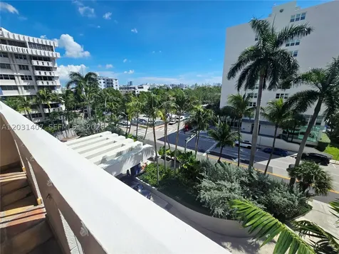 800 West Avenue Miami Beach FL 33139