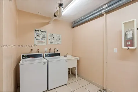 800 West Avenue Miami Beach FL 33139