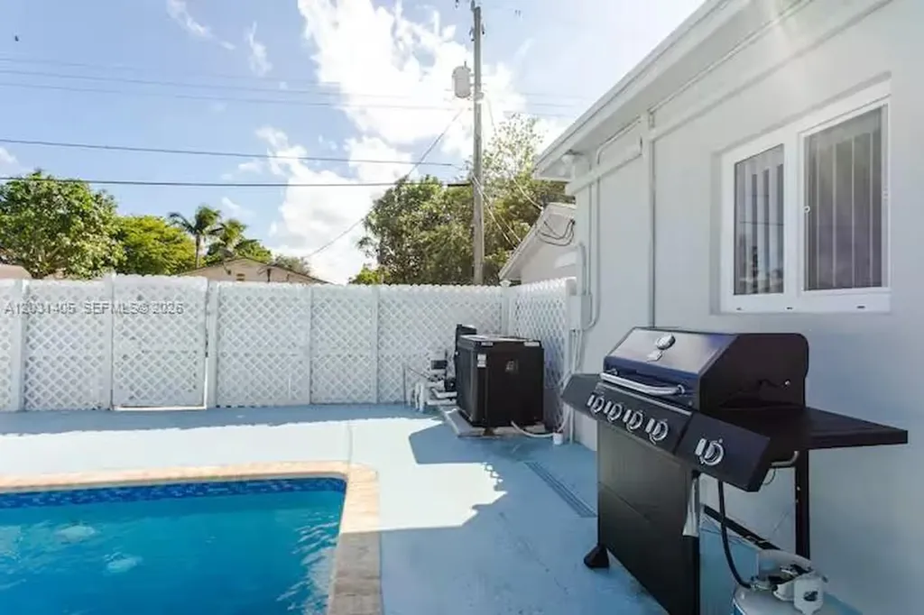 1716 Liberty Street Hollywood FL 33020
