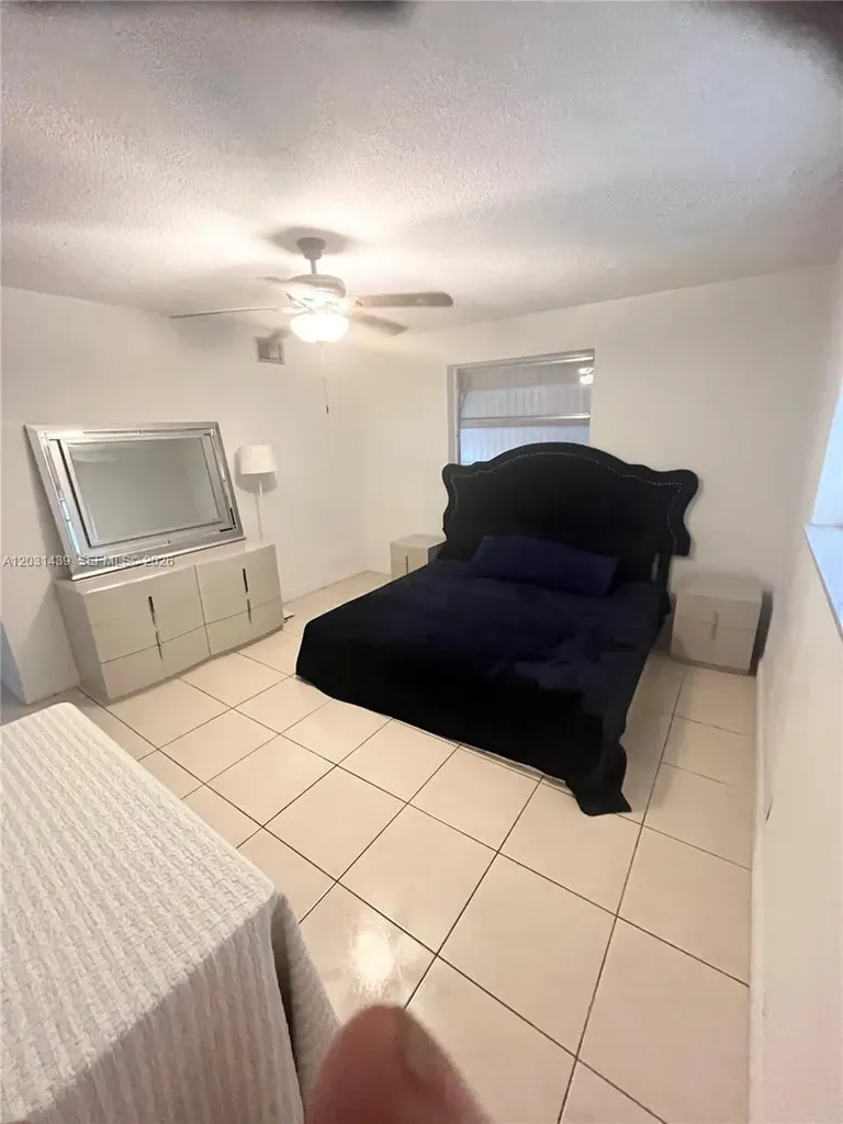 2581 N Garden Drive N Lake Worth FL 33461