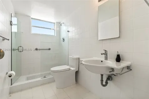 1420 Brickell Bay Drive Miami FL 33131