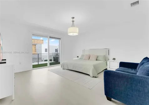 6750 NW 103rd Avenue Doral FL 33178