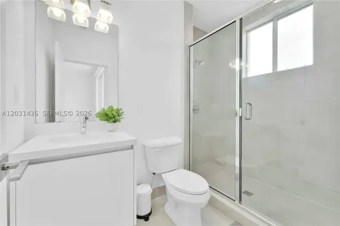 6750 NW 103rd Avenue Doral FL 33178