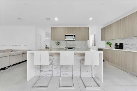 6750 NW 103rd Avenue Doral FL 33178
