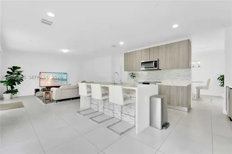 6750 NW 103rd Avenue Doral FL 33178