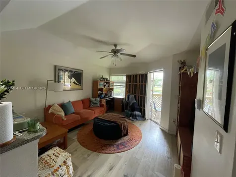 4823 Via Palm Lakes West Palm Beach FL 33417