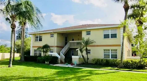 1566 SE Royal Green Circle Port St. Lucie FL 34952