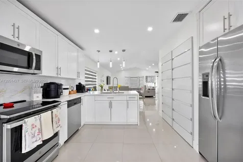 14623 SW 125th Place Miami FL 33186