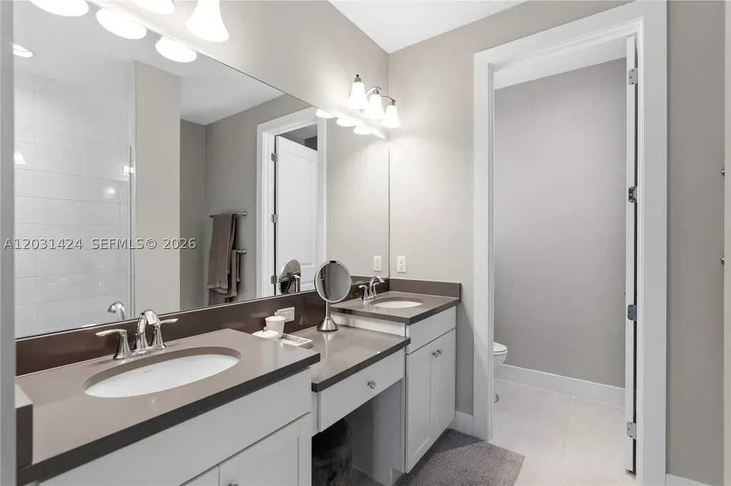 5221 Beckman Terrace Palm Beach Gardens FL 33418