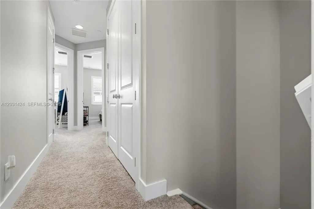 5221 Beckman Terrace Palm Beach Gardens FL 33418