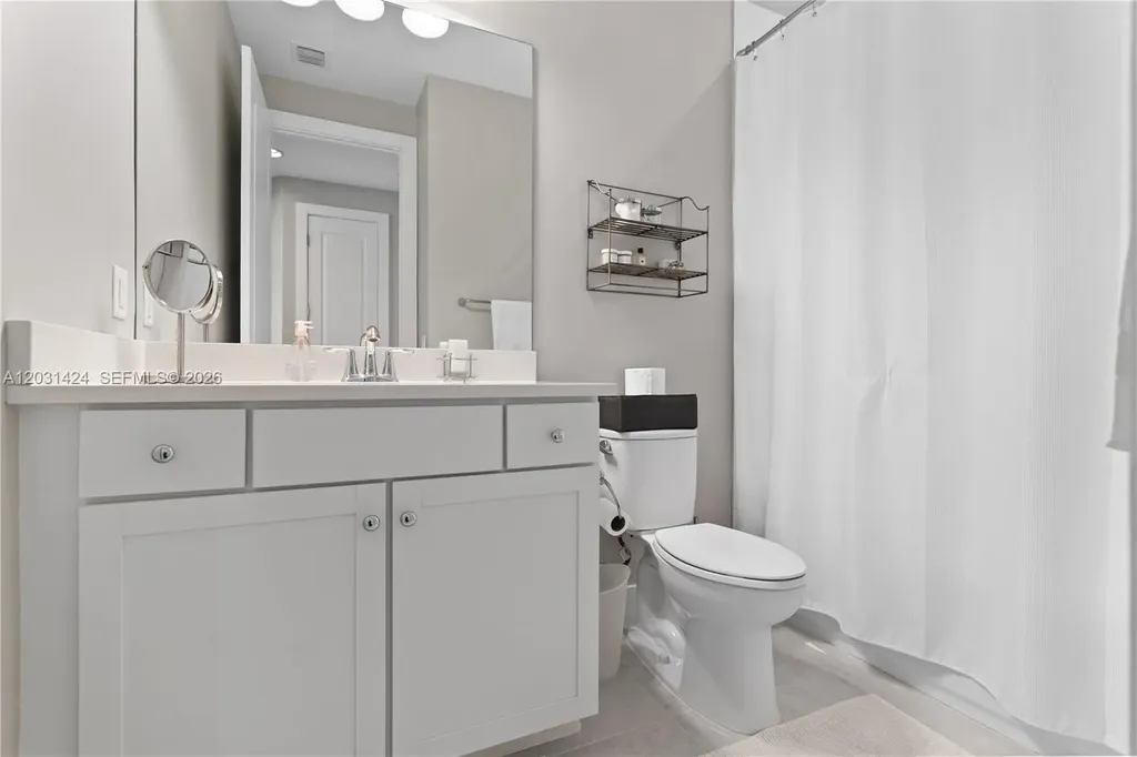 5221 Beckman Terrace Palm Beach Gardens FL 33418