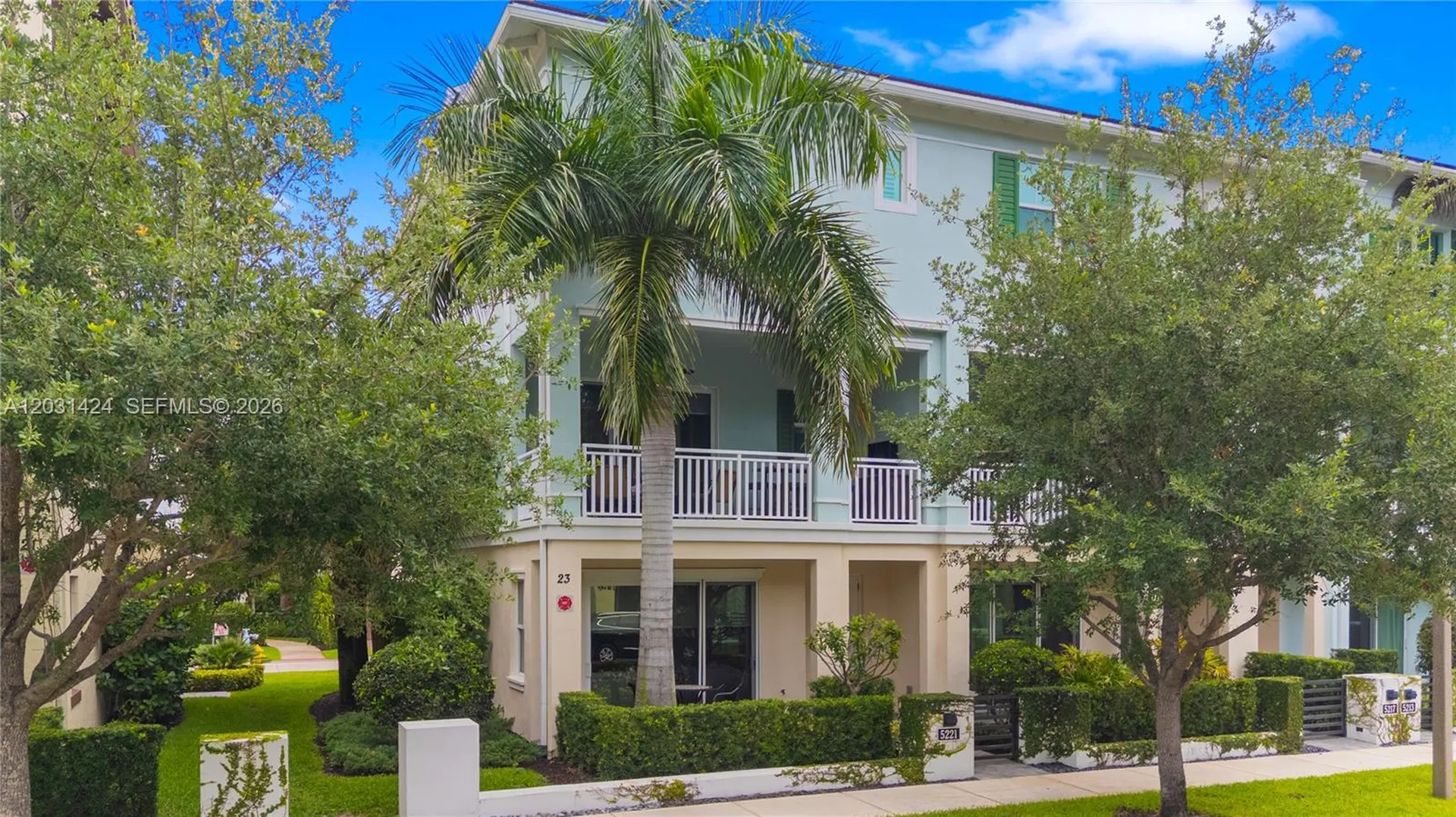 5221 Beckman Terrace Palm Beach Gardens FL 33418