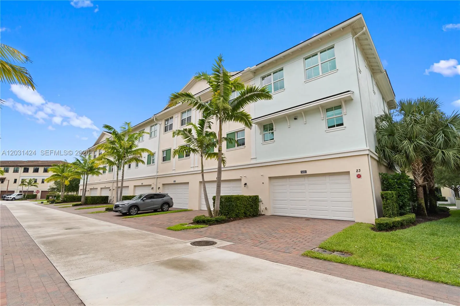 5221 Beckman Terrace Palm Beach Gardens FL 33418
