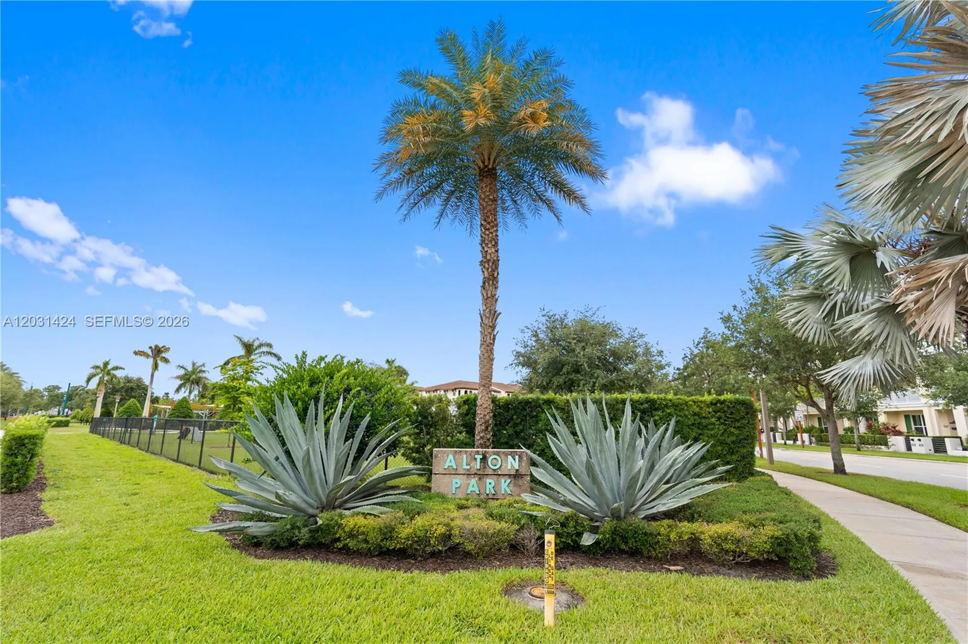 5221 Beckman Terrace Palm Beach Gardens FL 33418