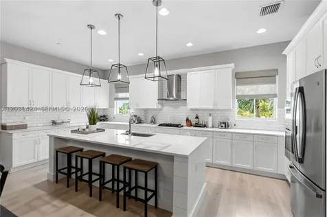 5221 Beckman Terrace Palm Beach Gardens FL 33418