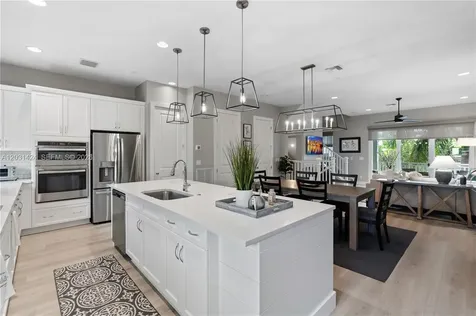 5221 Beckman Terrace Palm Beach Gardens FL 33418