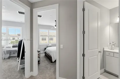 5221 Beckman Terrace Palm Beach Gardens FL 33418