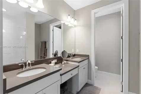 5221 Beckman Terrace Palm Beach Gardens FL 33418