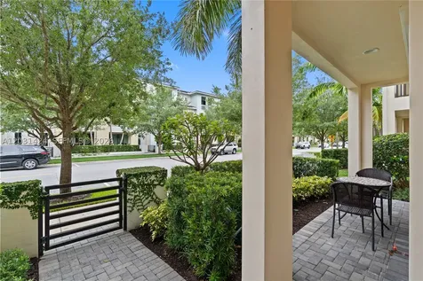 5221 Beckman Terrace Palm Beach Gardens FL 33418