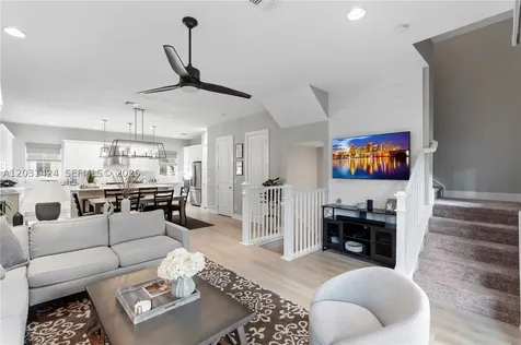 5221 Beckman Terrace Palm Beach Gardens FL 33418