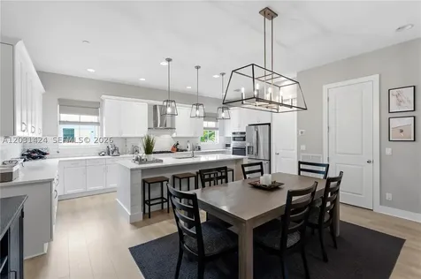 5221 Beckman Terrace Palm Beach Gardens FL 33418