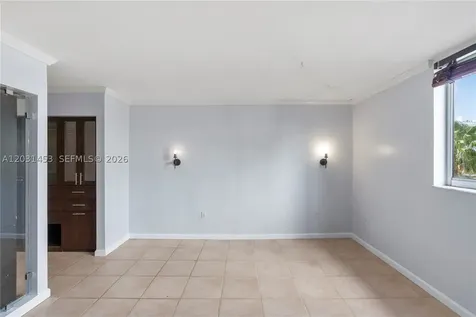 1605 Bay Road Miami Beach FL 33139
