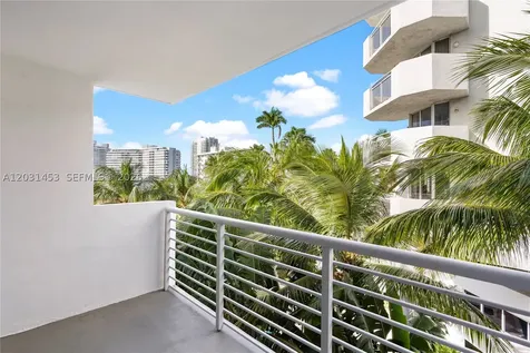 1605 Bay Road Miami Beach FL 33139
