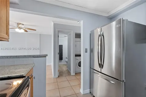 1605 Bay Road Miami Beach FL 33139