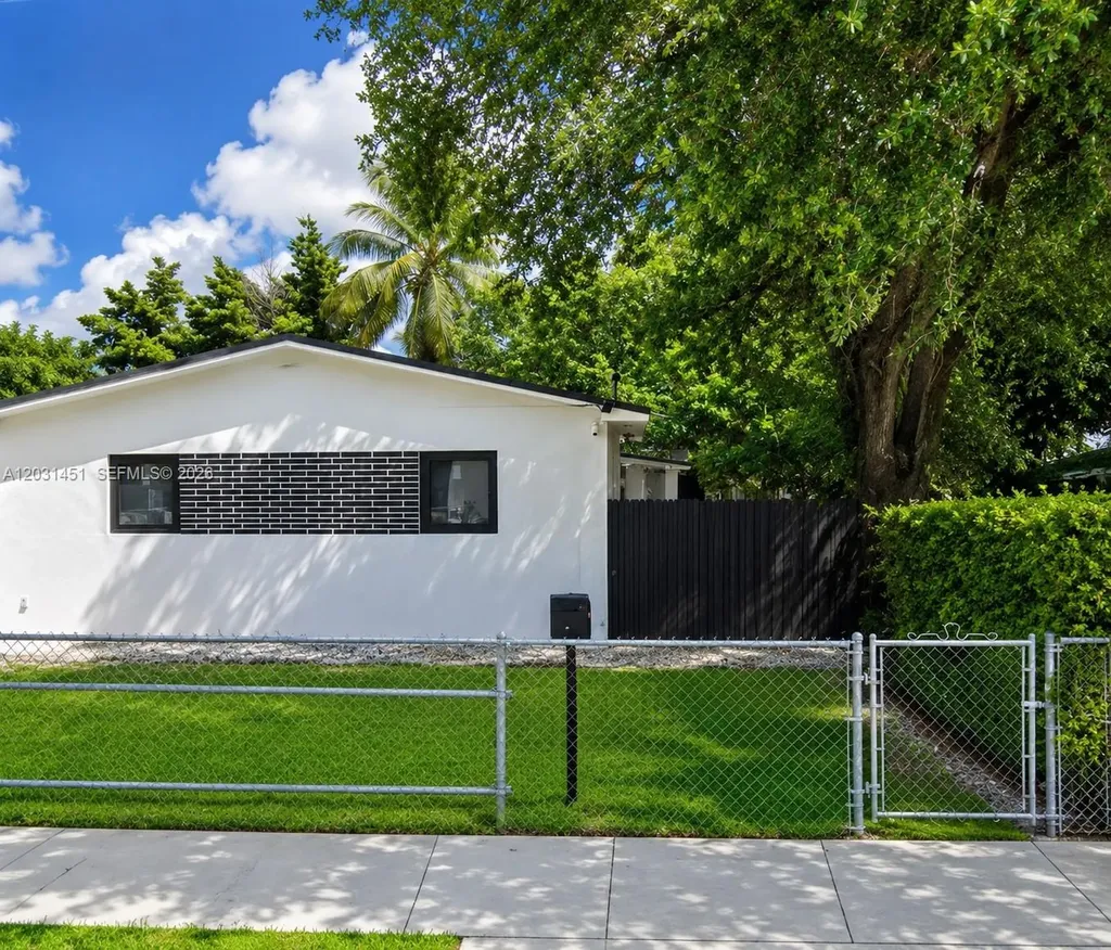 7815 NW 5th Court Miami FL 33150