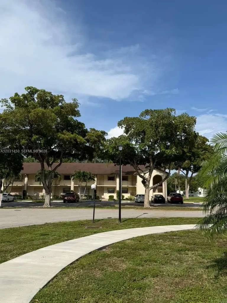 23398 Lyons Road Boca Raton FL 33428