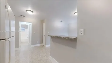 40 W 10th Street Hialeah FL 33010