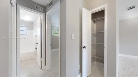 40 W 10th Street Hialeah FL 33010