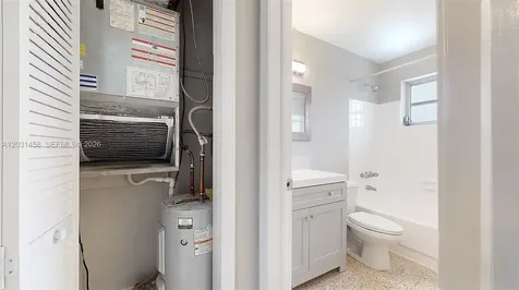 40 W 10th Street Hialeah FL 33010